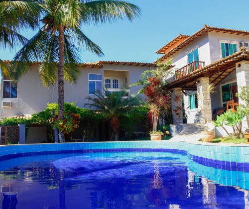 Piscina da pousada em Buzios